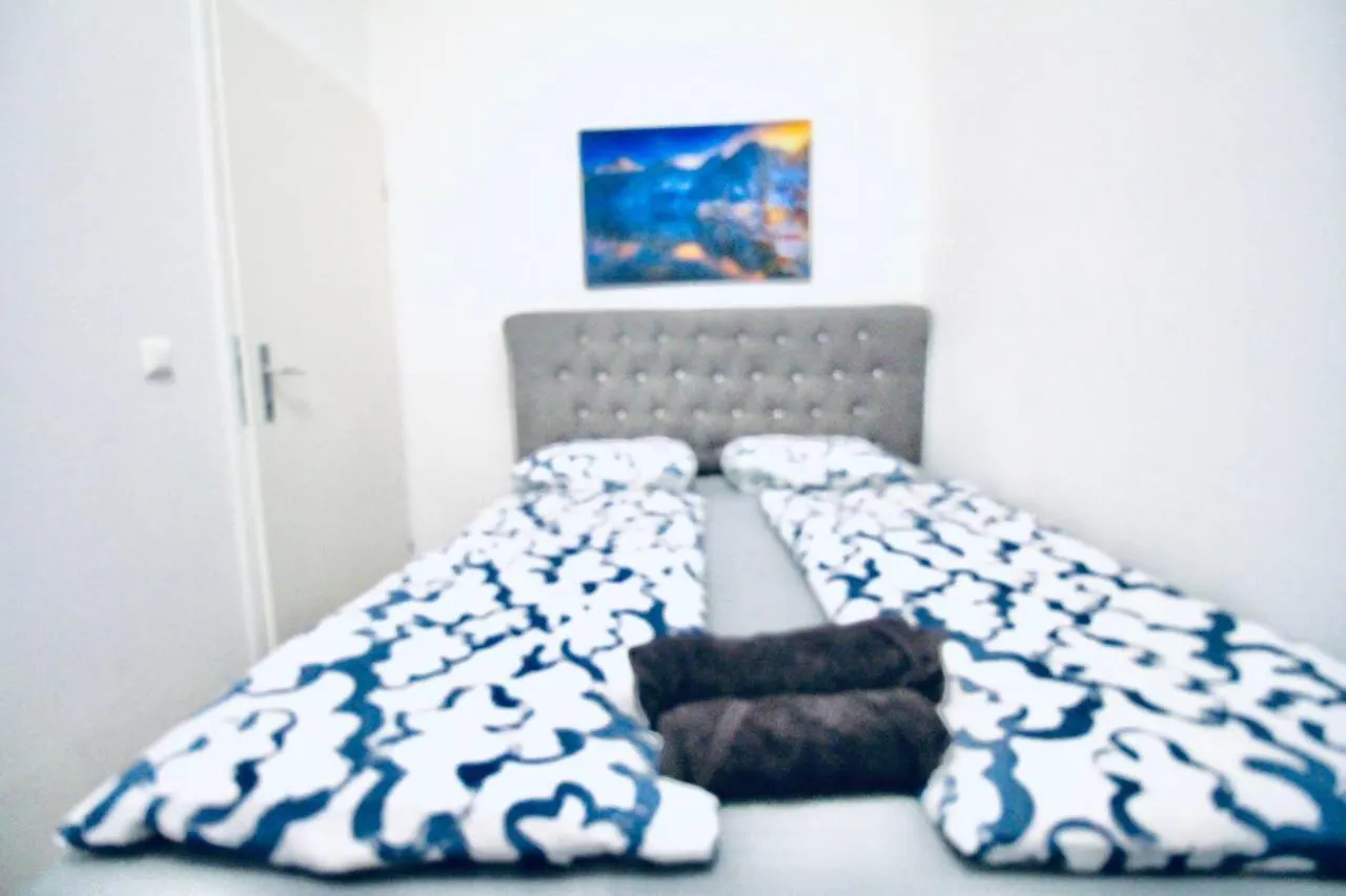 Modern Double Room Js B Viena